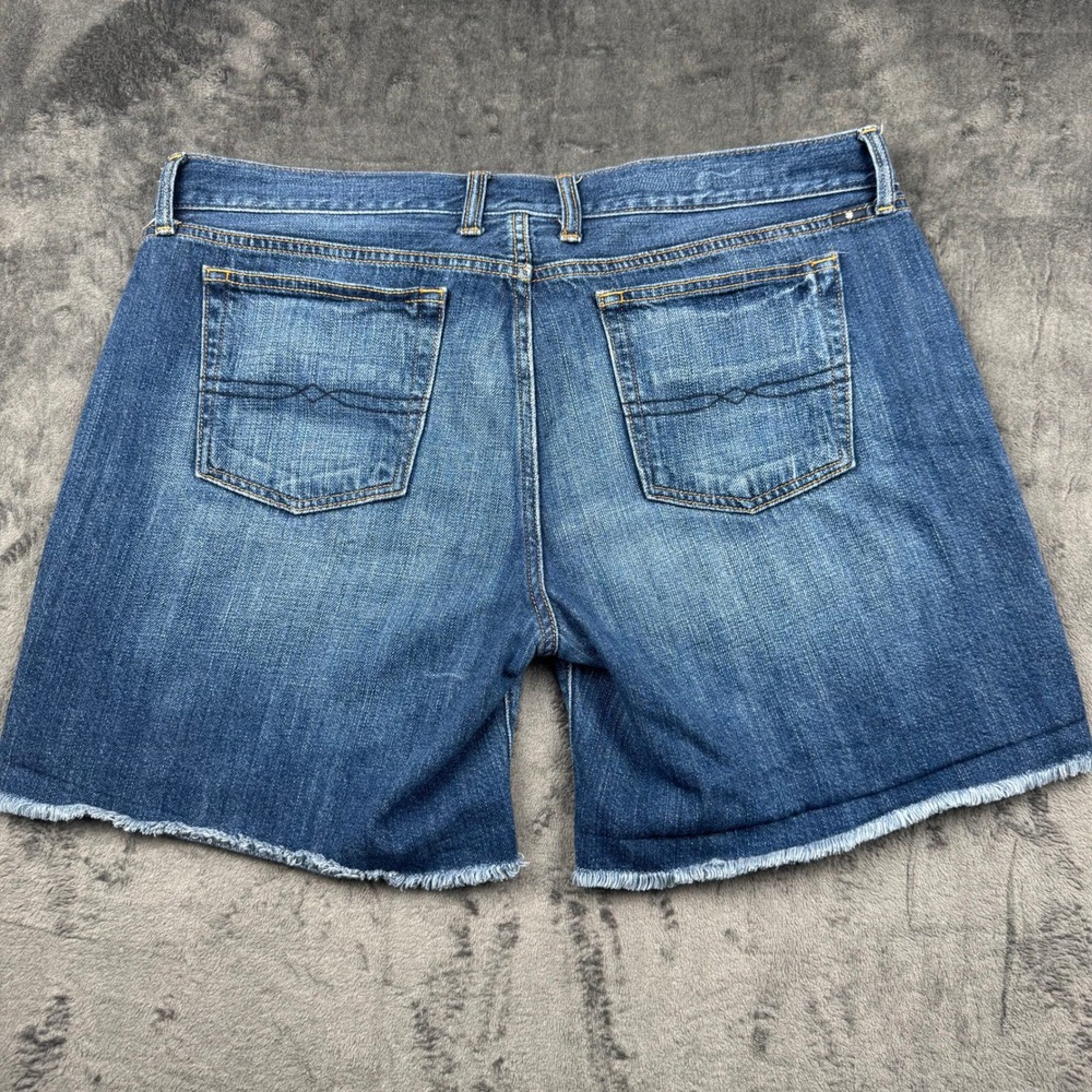 Lucky Brand Laguna Denim Shorts Medium Wash Frayed Hem 14/32 Cotton